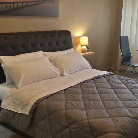 B&B Scalinata Leopardi Ascoli Piceno Bagian luar foto